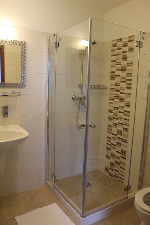 Pótkerék Motel Győr Habitación foto