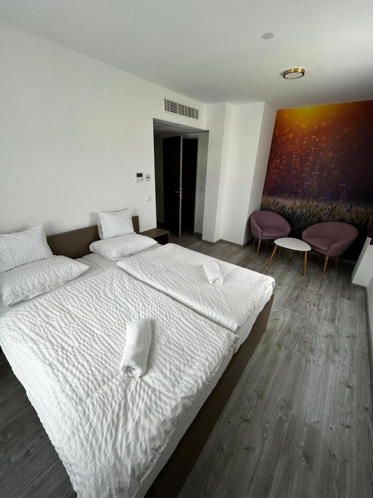 Pótkerék Motel Győr Exterior foto